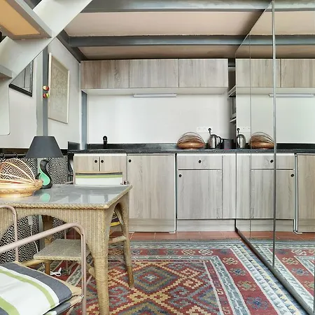 Ecrin, Duplex A Montparnasse