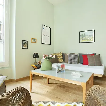 Ecrin, Duplex A Montparnasse Daire